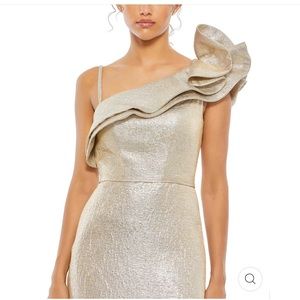 MAC DUGGAL METALLIC ASYMMETRICAL RUFFLE SHOULDER FIT AND FLARE DRESS SIZE 6